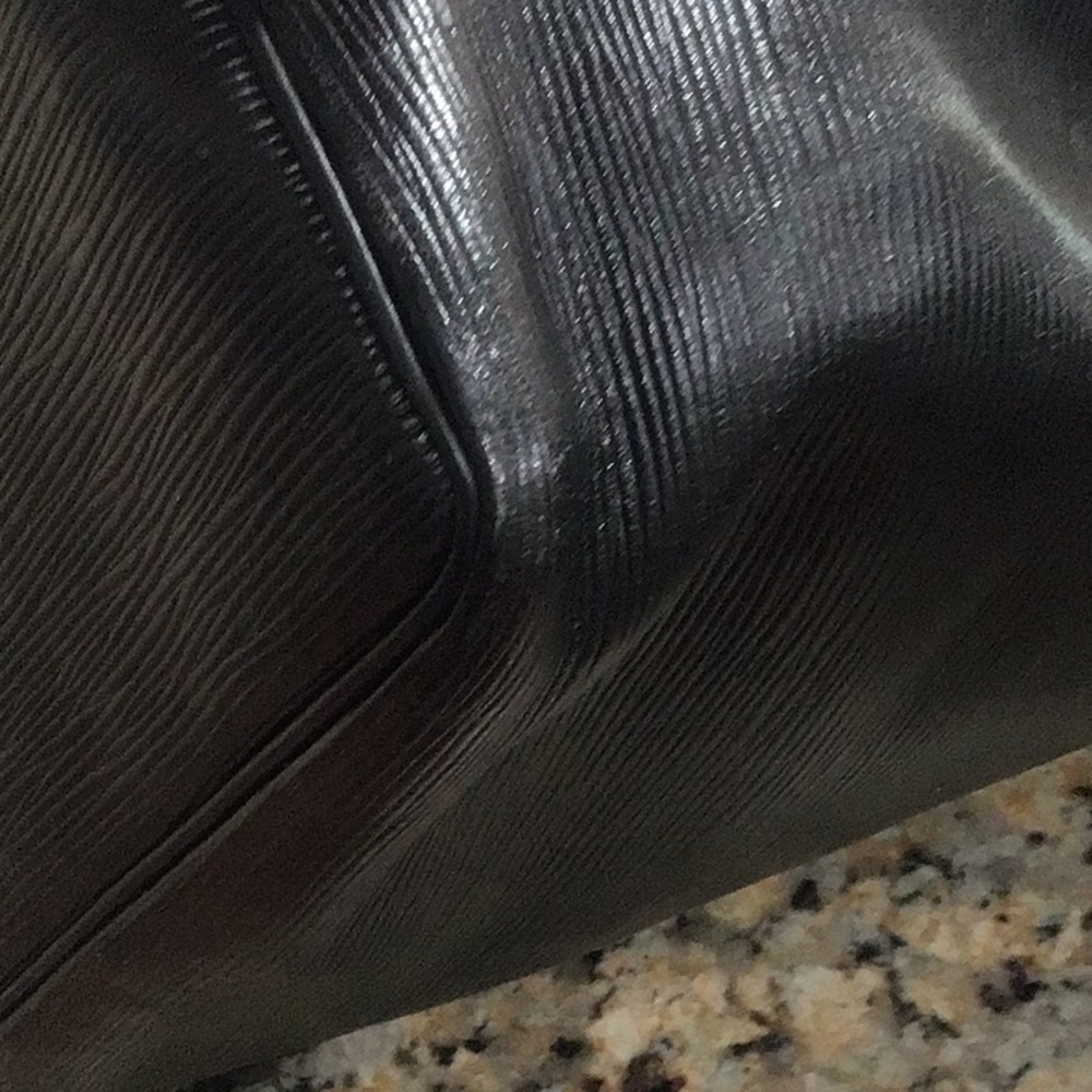 Louis Vuitton Black Epi Leather NOE Bucket Bag w/ dust bag EXCELLENT CONDITION - Picture 11 of 16